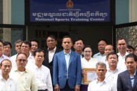 លោក ស សុខា អំពាវនាវដល់ថ្នាក់ដឹកនាំ និងមន្ត្រីរាជការគ្រប់លំដាប់ថ្នាក់ នៃក្រសួងអប់រំ បន្តការគាំទ្ររាជរដ្ឋាភិបាលថ្មី ដែលមានឯកឧត្តមកិត្តិទេសាភិបាលបណ្ឌិត ហ៊ុន ម៉ាណែត ជានាយករដ្ឋមន្រ្តី !!!!!