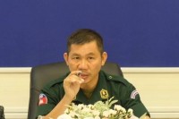 ស្នងការដ្ឋាននគរបាលខេត្តបន្ទាយមានជ័យ មិនអត់អោនជាដាច់ខាត ចំពោះអ្នកដែលធ្វើសកម្មភាពញុះញង់ ចោទប្រកាន់មកលើស្ថាប័ននគរបាល ក្នុងករណីបុរសម្នាក់ស្លាប់ដោយសារជំងឺគាំងបេះដូង នៅស្រុកមង្គលបុរី !!!!!