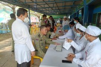 មន្រ្តីពន្ធនាគារ ខេត្តបន្ទាយមានជ័យ ធ្វើការបរិច្ចាគឈាម ដើម្បីសង្គ្រោះជីវិតមនុស្ស