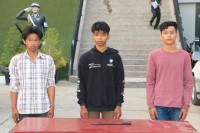 ជនសង្ស័យ ៣នាក់ ពាក់ព័ន្ធករណីកាន់កាប់ ឬដឹកជញ្ជូនអាវុធ ដោយគ្មានការអនុញ្ញាត ត្រូវអាវុធហត្ថចាប់ឃាត់ខ្លួនបញ្ជូនទៅតុលាការ