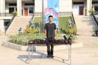 ជនសង្ស័យម្នាក់ ពាក់ព័ន្ធករណីប្រើប្រាស់នូវឯកសណ្ឋានជាអាទិ៍ ដែលមានភាពប្រហាក់ប្រហែលគ្នានឹងនគរបាល ឬយោធា និងប្រើប្រាស់ដោយខុសច្បាប់នូវសារធាតុញៀន ត្រូវអាវុធហត្ថចាប់ឃាត់ខ្លួនបញ្ជូនទៅតុលាការ