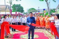 សម្ពោធឆ្លងមហាកុដិ និងសមិទ្ធផលនានា  មានតម្លៃជាង ៣៥ម៉ឺនដុល្លារ ក្នុងវត្តឥន្ទទីលារាម (ថ្មគោល) ក្នុងស្រុកកំពង់សៀម