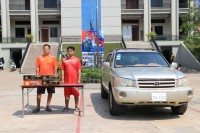 អាវុធហត្ថ បញ្ជូនខ្លួនជនសង្ស័យ២នាក់ ទៅតុលាការ ពាក់ព័ន្ធករណី លួច(ស្រាបៀរ) និងប្រើប្រាស់ដោយខុសច្បាប់នូវសារធាតុញៀន