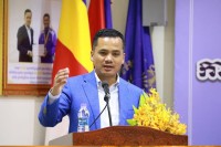 ឯកឧត្តមអភិសន្តិបណ្ឌិត ស សុខា ផ្ញើសារជូនមន្ត្រីរាជការ កងកម្លាំង និងពលរដ្ឋ ក្នុងស្ថានភាពនៃការកើនឡើងកំដៅ គួរឱ្យកត់សម្គាល់!