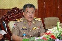កិច្ចប្រជុំចុះអង្កេតស្រាវជ្រាវ ករណីវិវាទដីធ្លី ដែលមានទីតាំងស្ថិតនៅភូមិល្បើកស្វាយ ឃុំស្វាយចេក ស្រុកស្វាយចេក