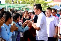 ឯកឧត្តមអភិសន្តិបណ្ឌិត ស សុខា ៖ បេសកកម្មក្រុមគ្រូពេទ្យស្ម័គ្រចិត្ត ស សុខា បានរួមចំណែកផ្ដល់ភាពកក់ក្ដៅផ្នែកសេវាសុខភាពជូនពលរដ្ឋ ស្របតាមនយោបាយសម្ដេចធិបតី!