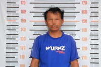 គ្រាន់តែរឿងដុតសំរាមហុយផ្សែង ដៀមដាមវាយគ្នា ម្ខាងប៉ោងភ្នែកទៅពេទ្យ ម្ខាងទៀតសមត្ថកិច្ចចាប់ខ្លួន
