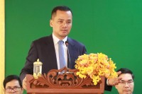 ឯកឧត្តមអភិសន្តិបណ្ឌិត ស សុខា ៖ រាជរដ្ឋាភិបាលនីតិកាលថ្មី សម្រេចផ្អាកការផ្ទេរមុខងារទៅឱ្យរដ្ឋបាលថ្នាក់ក្រោមជាតិ មួយរយៈសិន