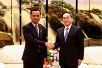 ឆ្នាំ២០២៤៖ ឯកឧត្តមអភិសន្តិបណ្ឌិត ស សុខា បំពេញទស្សនកិច្ច៥ប្រទេស ដើម្បីពង្រឹងភាពគ្រប់ជ្រុងជ្រោយក្នុងទំនួលខុសត្រូវជូនសម្ដេចធិបតី ហ៊ុន ម៉ាណែត និងប្រជាជនកម្ពុជា ក្នុងវិស័យមហាផ្ទៃ!