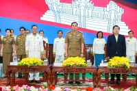 អភិបាលខេត្តកំពង់ចាម អញ្ជើញបើកសន្និបាតបូកសរុបលទ្ធផលការងារប្រចាំឆ្នាំ២០២៤ និងលើកទិសដៅអនុវត្តការងារបន្តសម្រាប់ឆ្នាំ២០២៥ របស់រដ្ឋបាលខេត្តកំពង់ចាម