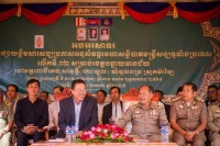 ឯកឧត្តម រៀម សុខា អមដំណើរសម្ដេចព្រះអភិសេរីសុគន្ធាមហាសង្ឃរាជធិបតី កិត្តិឧទ្ទេសបណ្ឌិត បួរគ្រី ក្នុងពិធីបើកអនុសំវច្ឆរមហាសន្និបាតមន្ត្រីសង្ឃទូទាំងប្រទេសលើកទី៣២ នៅខេត្តបន្ទាយមានជ័យ