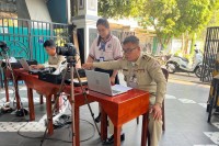 លោកឧត្តមសេនីយ៍ទោ សិទ្ធិ ឡោះ បញ្ជូនក្រុមការងារនគរបាលជំនាញចុះធ្វើអត្តសញ្ញាណប័ណ្ណសញ្ជាតិខ្មែរជូនសិស្ស និងលោកគ្រូ អ្នកគ្រូ តាមសាលារៀន