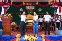 រដ្ឋមន្ត្រីក្រសួងអភិវឌ្ឍន៍ជនបទ ប្រគល់ពានជ័យលាភីខេត្តទី១៦ ដែលប្រកាសទទួលស្គាល់ជាផ្លូវការ បញ្ចប់ការបន្ទោបង់ពាសវាលពាសកាលទាំងស្រុង (ODF)
