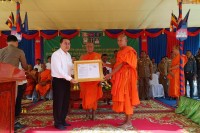 ពិធីប្រគេន ប្រកាសសនីយបត្រ ប្រកាសតែងតាំង និងស្រោចសុគន្ធវារី ប្រគេនព្រះមន្រ្តីសង្ឃ ក្នុងស្រុកអូជ្រៅ
