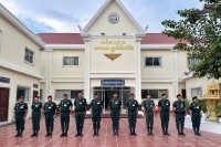 នគរបាលខេត្តបន្ទាយមានជ័យ បានត្រៀមកម្លាំងនគរបាលជាច្រើននាក់រួចរាល់ ដើម្បីការពារសន្តិសុខ សណ្តាប់ធ្នាប់ សុវត្ថិភាព ជូនប្រជាពលរដ្ឋ ក្នុងឱកាសបុណ្យចូលឆ្នាំថ្មីប្រពៃណីជាតិ
