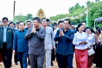 ឯកឧត្តម ហ៊ុន ម៉ានិត អញ្ជើញជាអធិបតីក្នុងពិធីបញ្ចុះខណ្ឌសីមា និងសម្ភោធឆ្លងសមិទ្ធផលនានា ក្នុងវត្តឥន្ទមុនីវ័ន ហៅវត្តស្រែអំពៅ ស្រុកស្ទឹងត្រង់