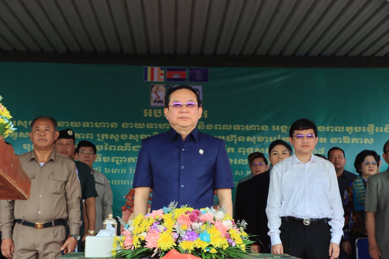 ដៃគូសម្ព័ន្ធមេត្រីភាពក្រសួងសុខាភិបាល និងក្រុម​ហ៊ុនសុខា​អូតែលរីសត អញ្ជើញចុះ​សំណេះសំ​ណាលសួរ​សុខទុក្ខ នាយ-ពលទា​ហាន កងពលតូចថ្មើរជើងលេ​ខ៥១